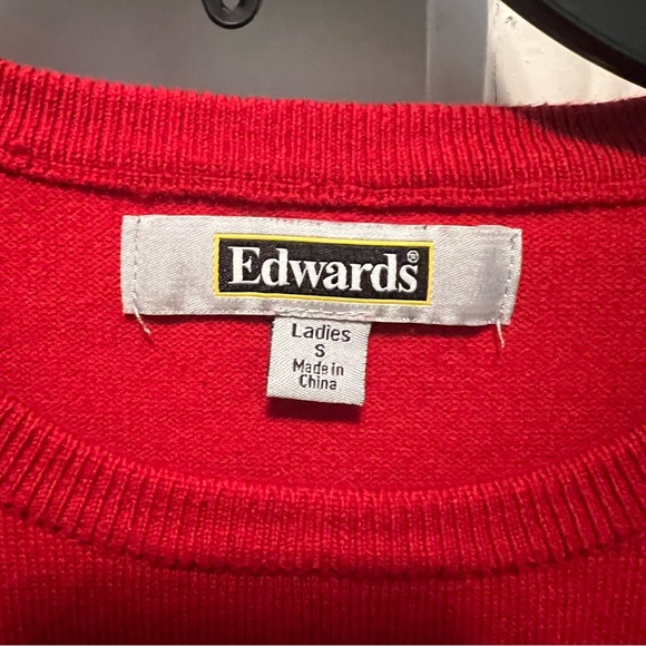 Red round neck sweater, size small - Picture 2 of 2